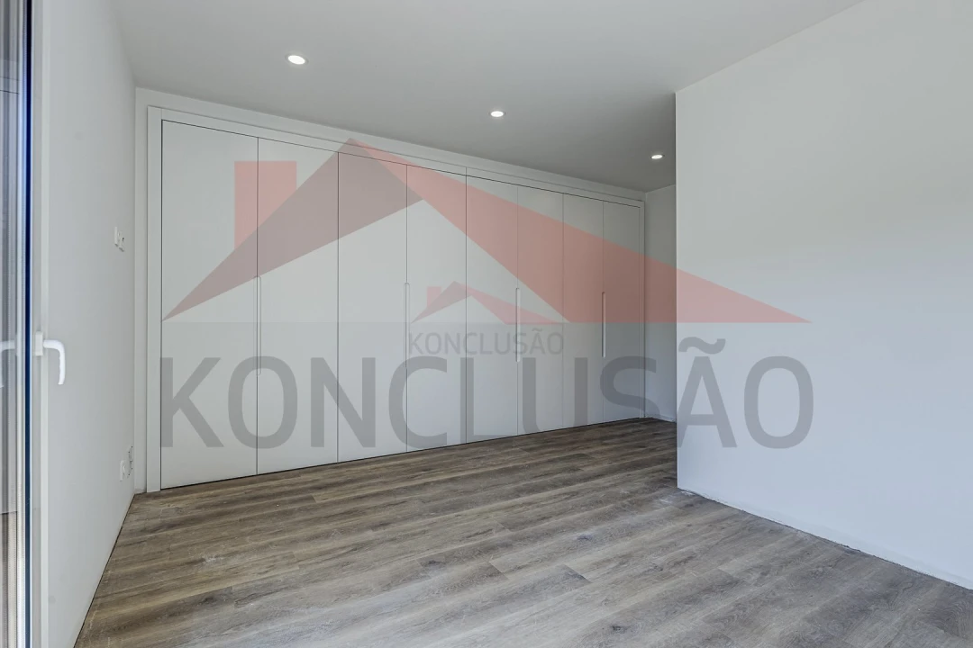 Moradia T3 para Venda em Alhandra, São João dos Montes e Calhandriz Foto 11