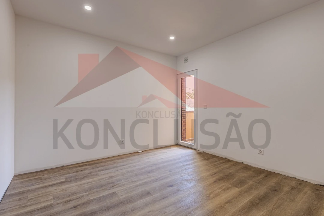 Moradia T3 para Venda em Alhandra, São João dos Montes e Calhandriz Foto 8