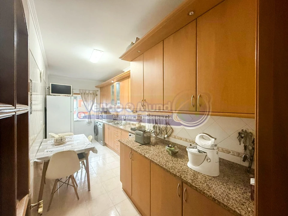 Apartamento T3 para Venda em Vila Franca de Xira Foto 1