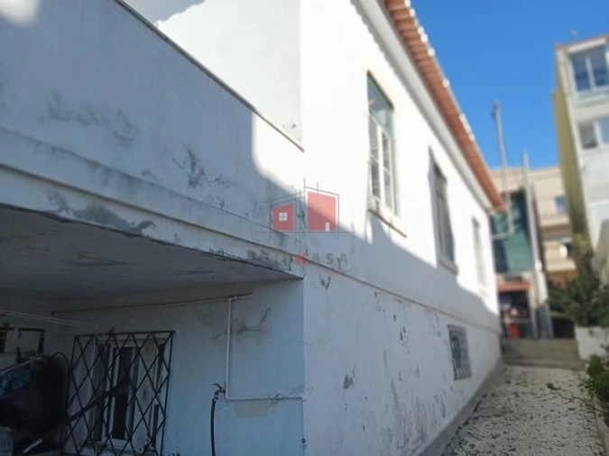 Moradia T6 para Venda em Algés, Linda-A-Velha e Cruz Quebrada-Dafundo Foto 7