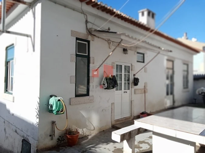 Moradia T6 para Venda em Algés, Linda-A-Velha e Cruz Quebrada-Dafundo Foto 6