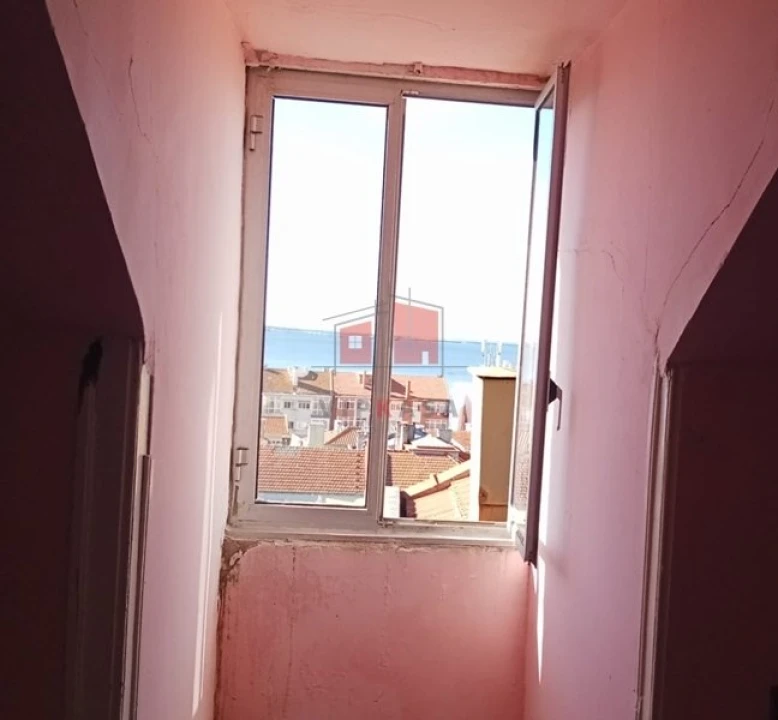 Moradia T6 para Venda em Algés, Linda-A-Velha e Cruz Quebrada-Dafundo Foto 20