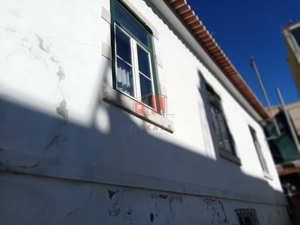 Moradia T6 para Venda em Algés, Linda-A-Velha e Cruz Quebrada-Dafundo Foto 8