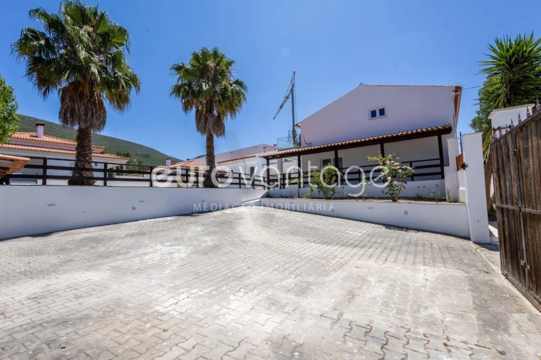 Moradia T6 para Venda em Pedreiras Foto 15