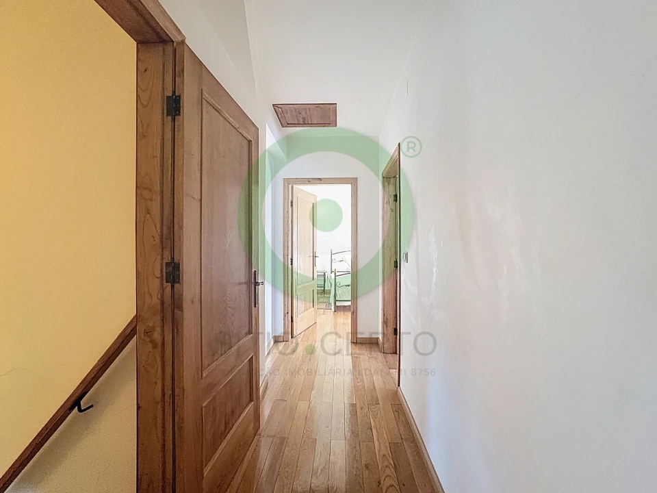 Moradia T4 para Venda em São Pedro Velho Foto 16