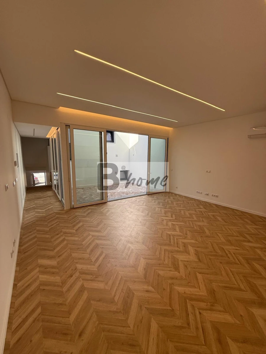 Moradia T3 para Venda em União das Freguesias de Setúbal Foto 2