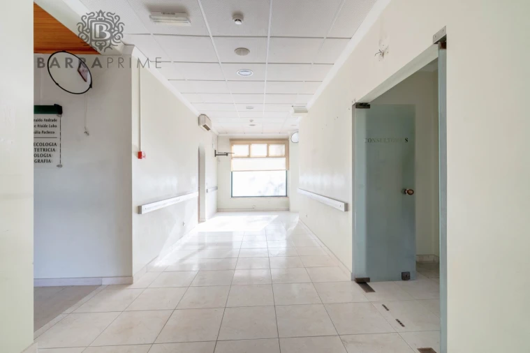 Loja para Venda em Faro (Sé e São Pedro) Foto 3