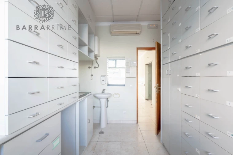 Loja para Venda em Faro (Sé e São Pedro) Foto 6