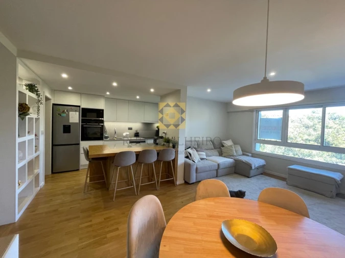 Apartamento T3 para Venda em Aldoar, Foz do Douro e Nevogilde