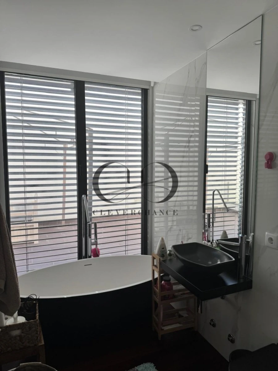 Moradia T3 para Venda em Madalena Foto 19