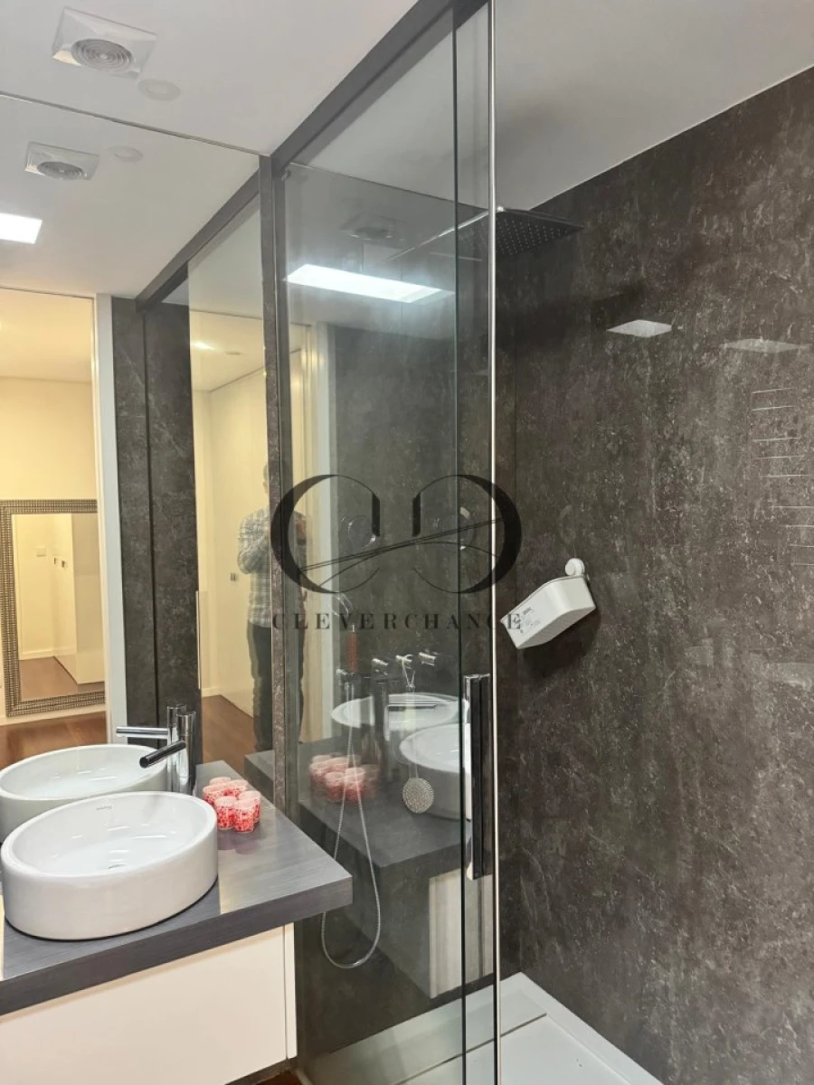 Moradia T3 para Venda em Madalena Foto 24