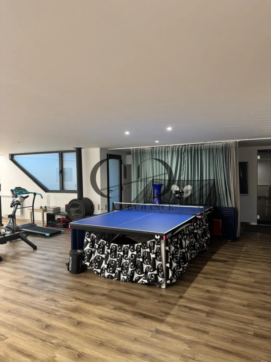 Moradia T3 para Venda em Madalena Foto 37