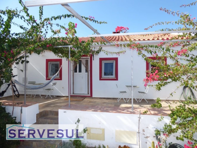 Moradia T4 para Venda em Silves Foto 1