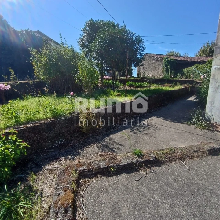 Quinta T2 para Venda em Vitorino das Donas Foto 17