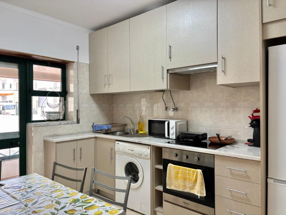 Apartamento T2 para Venda em Atouguia da Baleia Foto 7