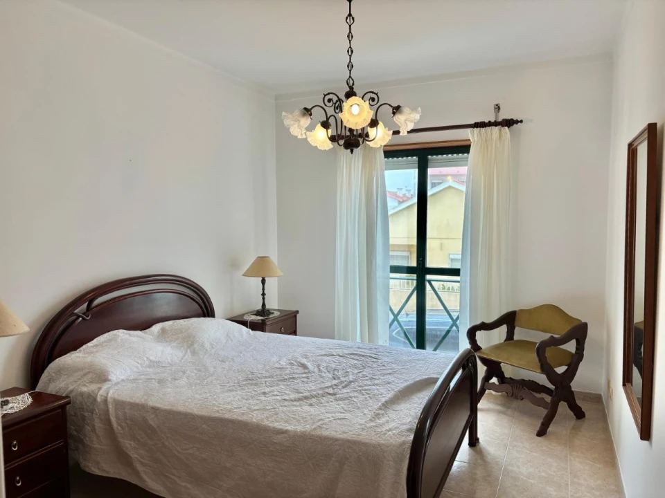 Apartamento T2 para Venda em Atouguia da Baleia Foto 22