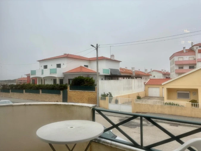 Apartamento T2 para Venda em Atouguia da Baleia Foto 26