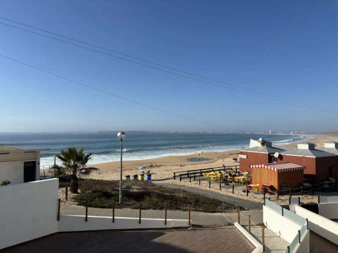 Apartamento T2 para Venda em Atouguia da Baleia Foto 3