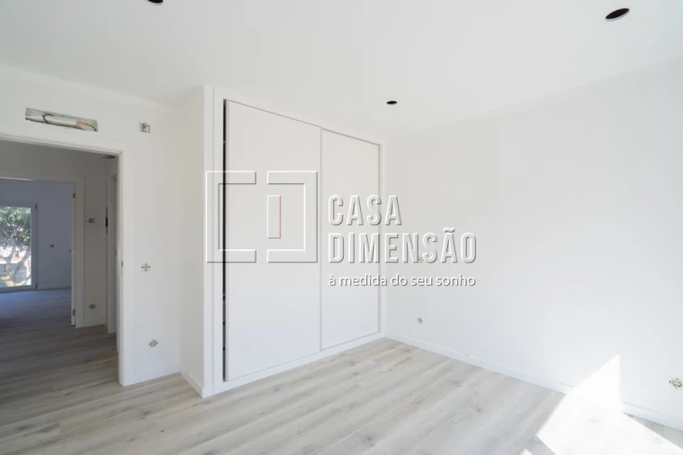 Moradia T3 para Venda em São Domingos de Rana Foto 18