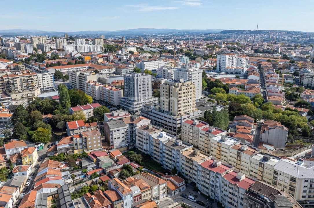 Apartamento T2 para Venda em Cedofeita, Santo Ildefonso, Sé, Miragaia, São Nicolau e Vitória Foto 34