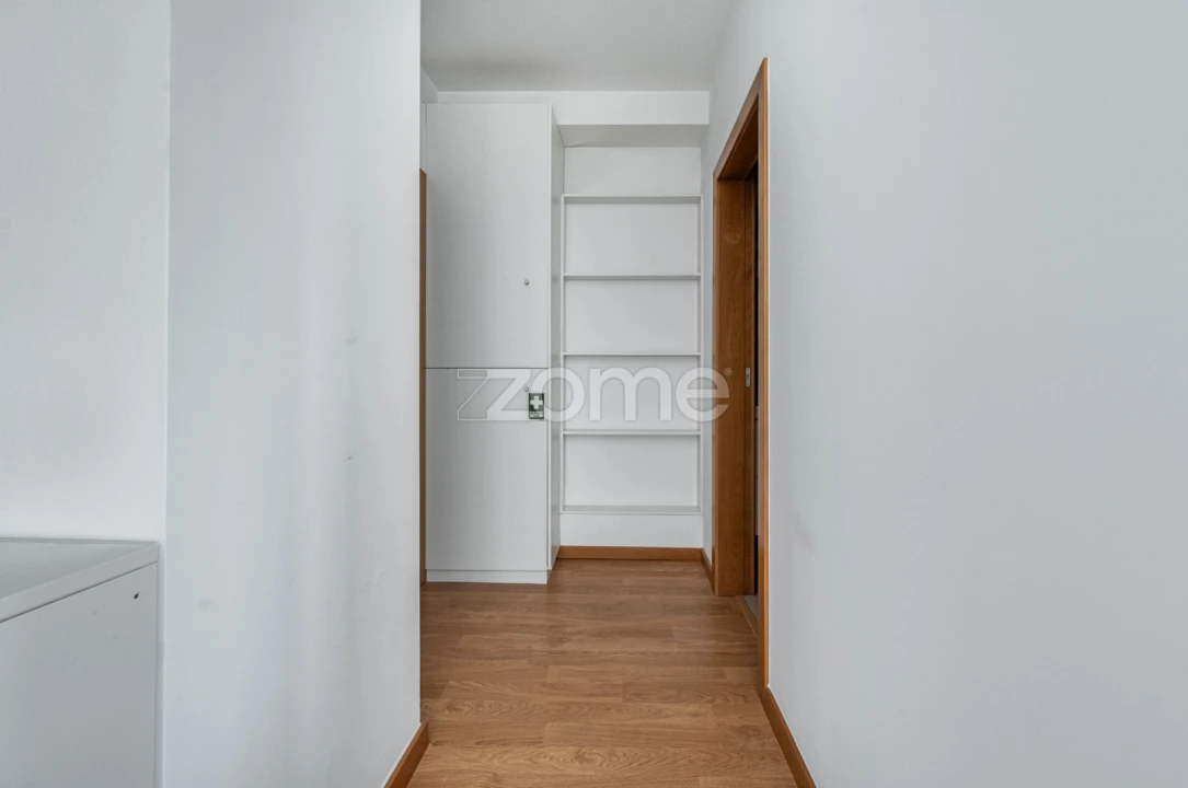 Apartamento T2 para Venda em Cedofeita, Santo Ildefonso, Sé, Miragaia, São Nicolau e Vitória Foto 21