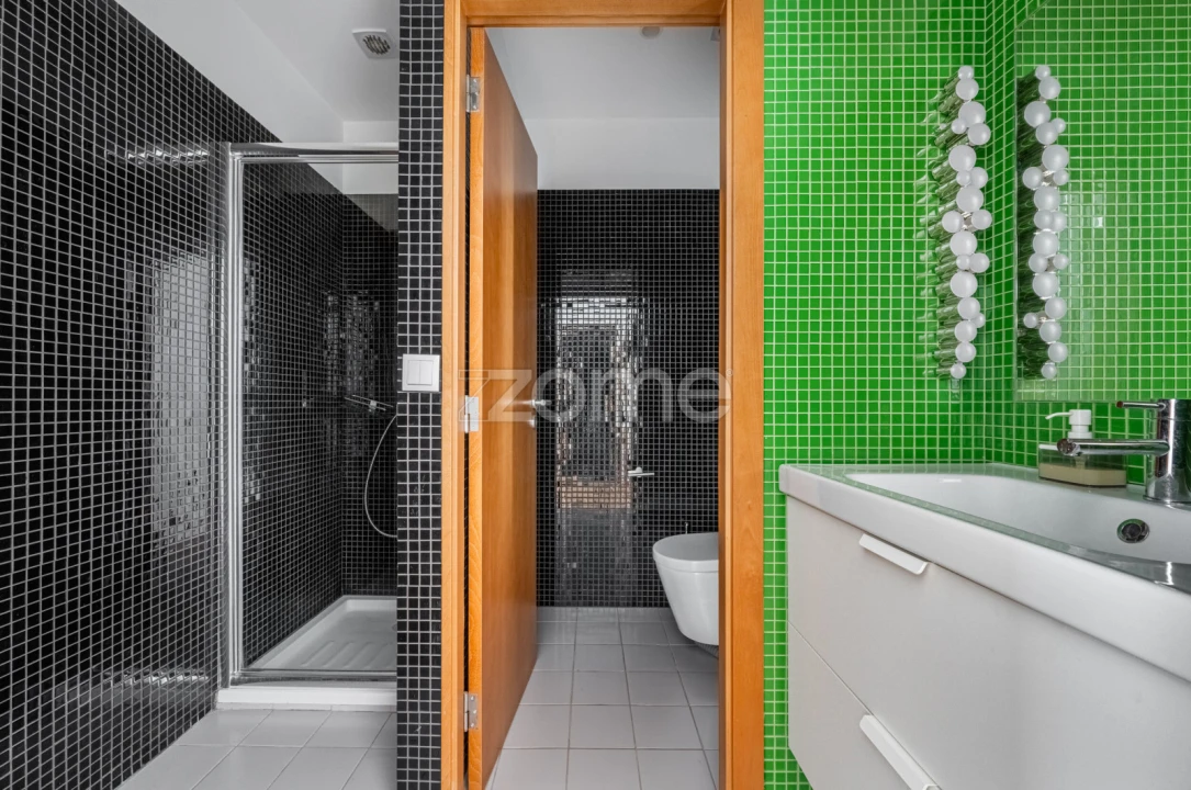 Apartamento T2 para Venda em Cedofeita, Santo Ildefonso, Sé, Miragaia, São Nicolau e Vitória Foto 24