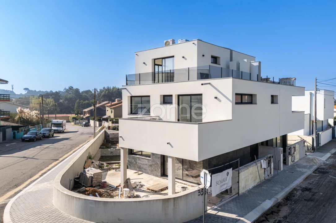 Moradia T5 para Venda em Madalena Foto 29