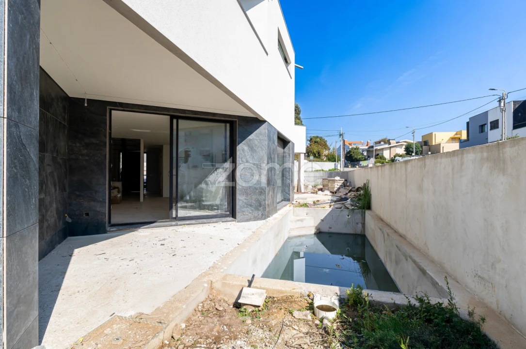 Moradia T5 para Venda em Madalena Foto 7