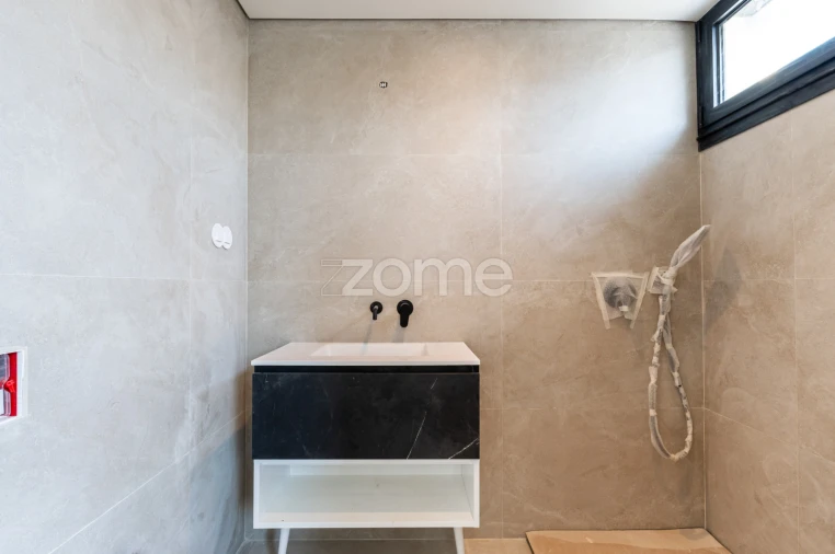 Moradia T5 para Venda em Madalena Foto 14