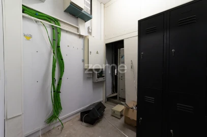Negócio para Venda em Alvalade