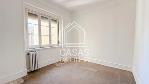 Apartamento T6 para Venda em Avenidas Novas