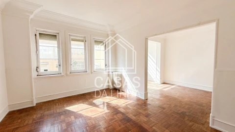 Apartamento T6 para Venda em Avenidas Novas