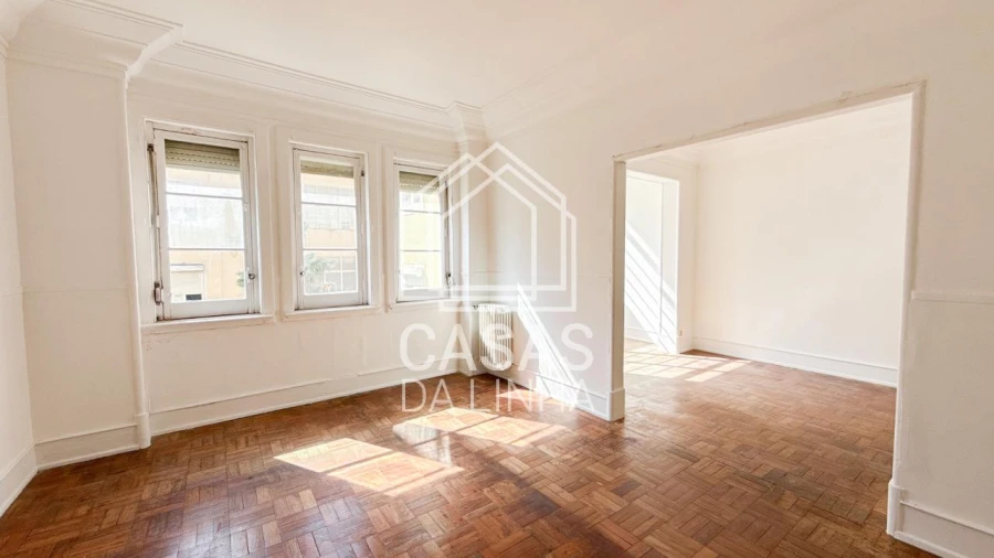 Apartamento T6 para Venda em Avenidas Novas Foto 5
