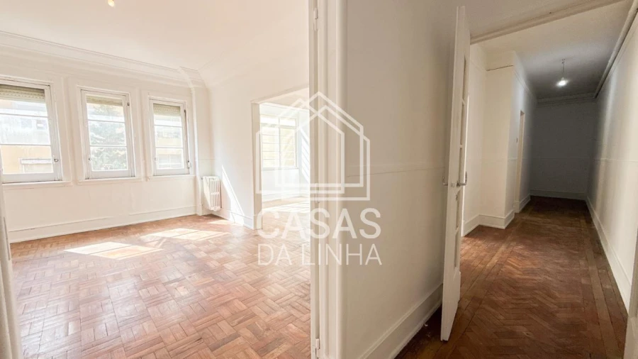 Apartamento T6 para Venda em Avenidas Novas Foto 23