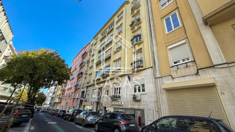 Apartamento T6 para Venda em Avenidas Novas Foto 31