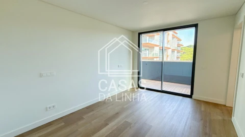 Apartamento T4 para Venda em Algés, Linda-A-Velha e Cruz Quebrada-Dafundo