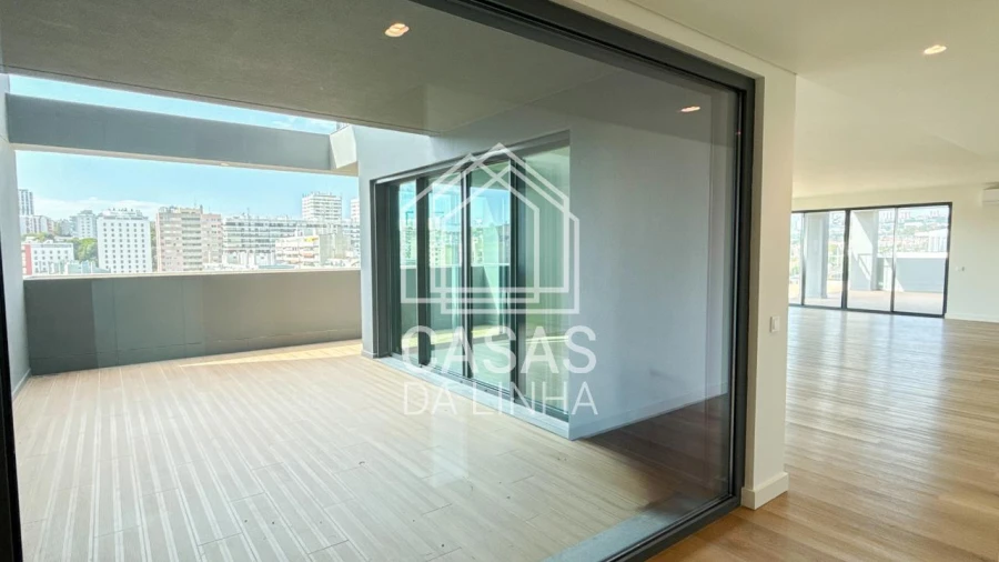 Apartamento T4 para Venda em Algés, Linda-A-Velha e Cruz Quebrada-Dafundo Foto 11