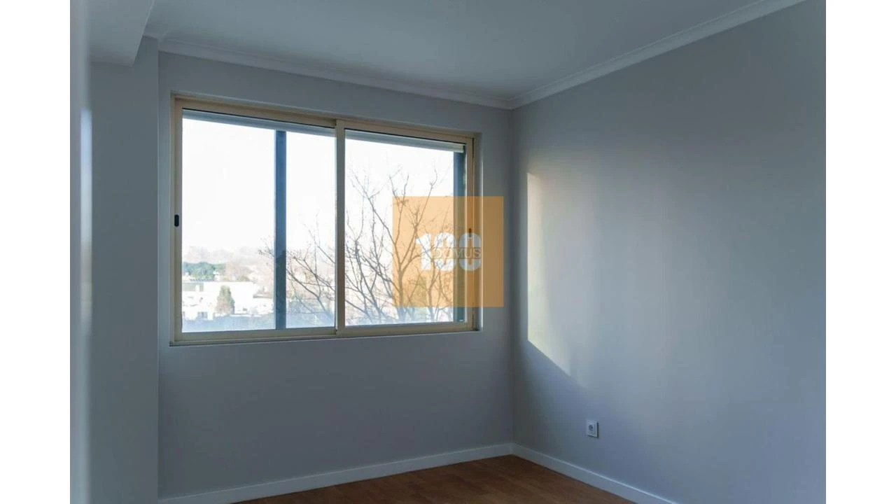 Apartamento T4 para Venda em Ramalde Foto 21