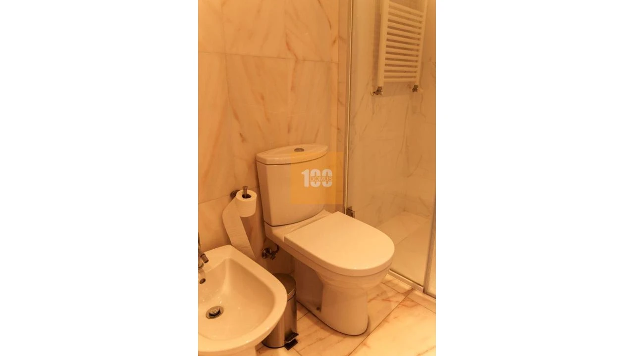 Apartamento T4 para Venda em Ramalde Foto 28