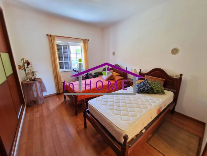 Moradia T5 para Venda em Salir Foto 22