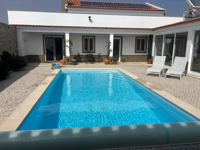 Moradia T3 para Venda em Tornada e Salir do Porto Foto 16