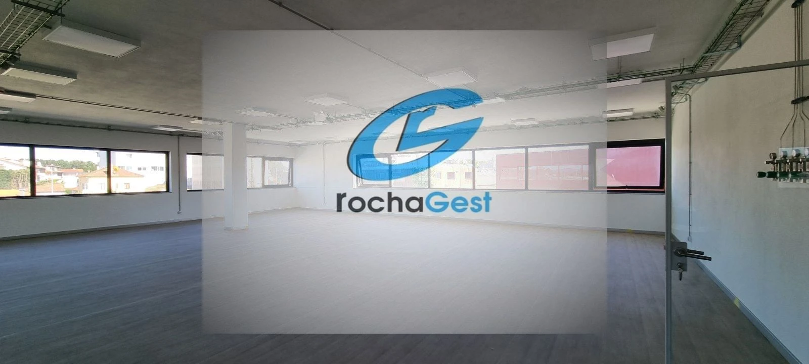 Escritório para Arrendamento em Vila Nova da Telha Foto 3