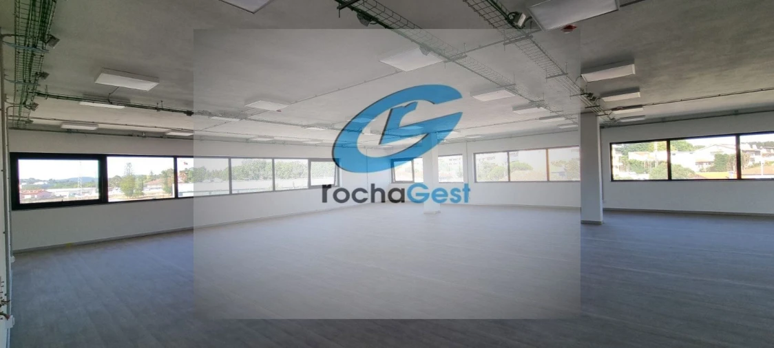 Escritório para Arrendamento em Vila Nova da Telha Foto 5