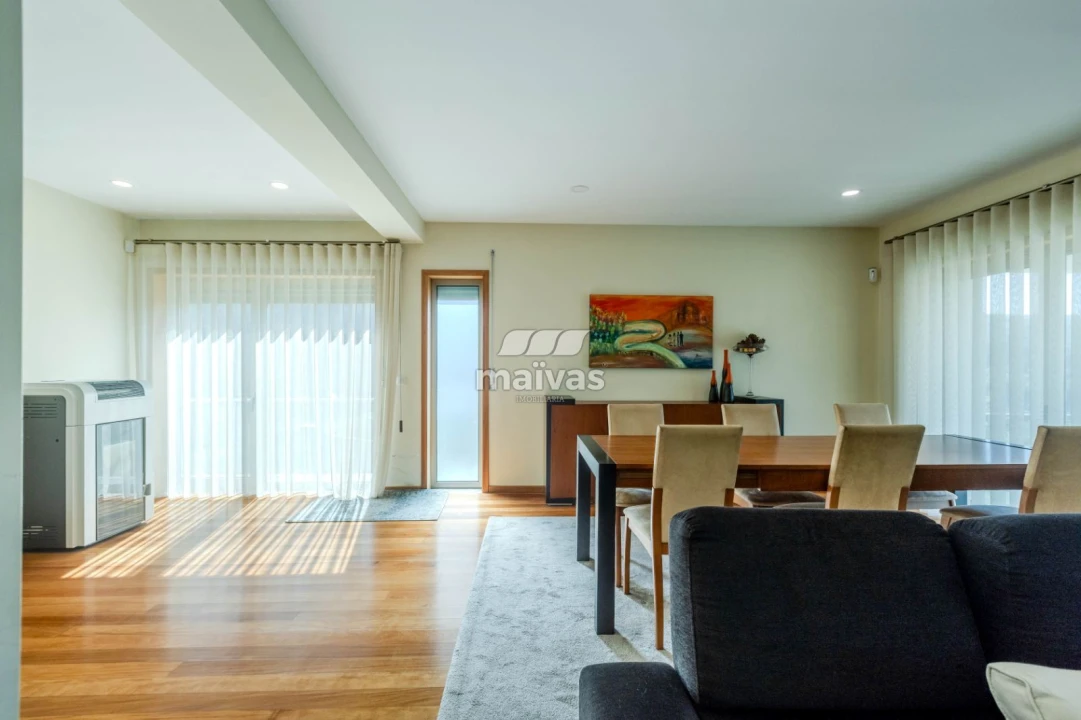 Moradia T4 para Venda em Este (São Pedro e São Mamede) Foto 6