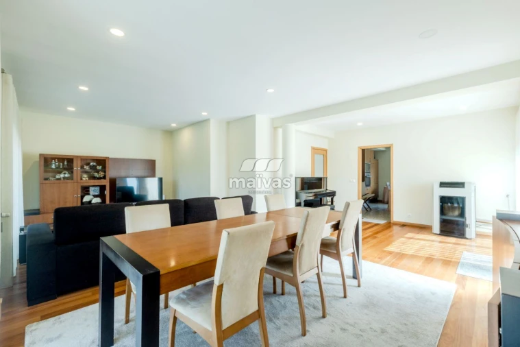 Moradia T4 para Venda em Este (São Pedro e São Mamede) Foto 7