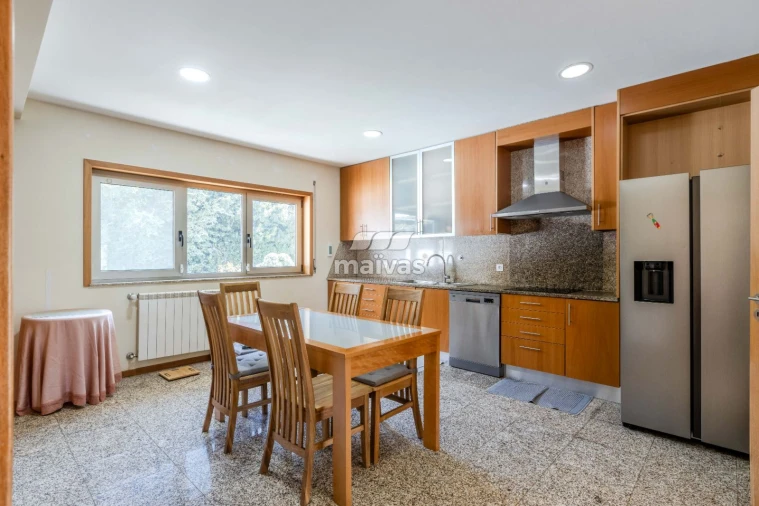 Moradia T4 para Venda em Este (São Pedro e São Mamede) Foto 11