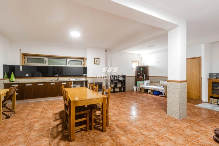 Moradia T4 para Venda em Este (São Pedro e São Mamede) Foto 25