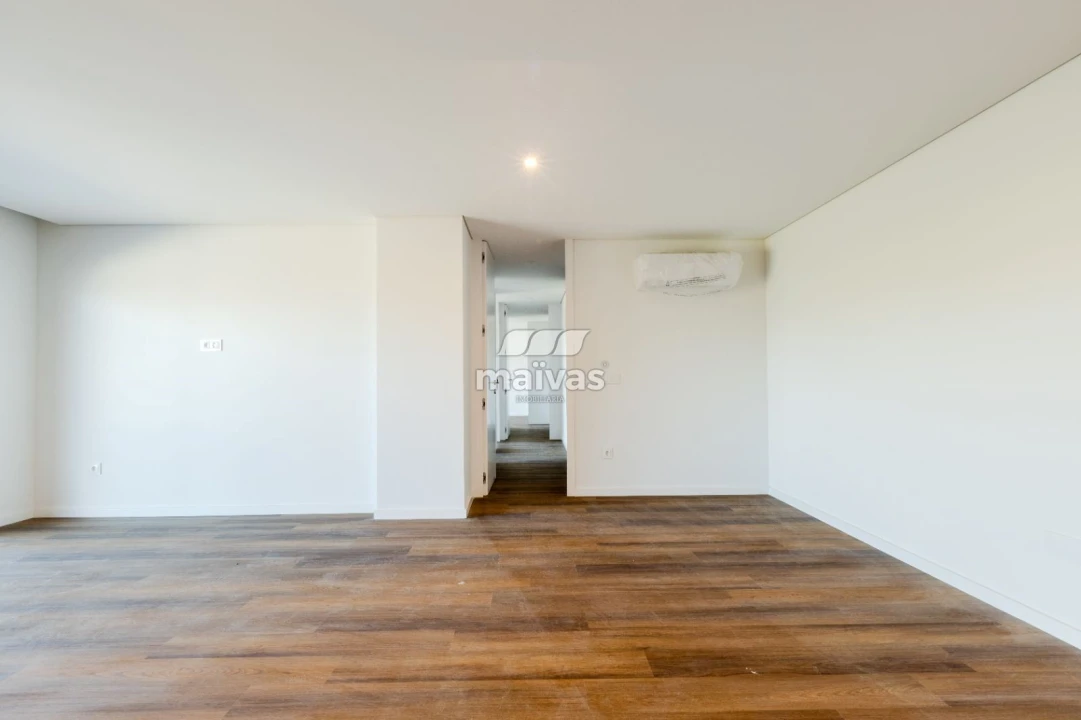 Apartamento T3 para Venda em Ferreiros e Gondizalves Foto 9