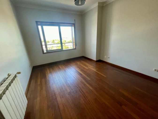 Apartamento T5 para Venda em São Vitor (Braga) Foto 17