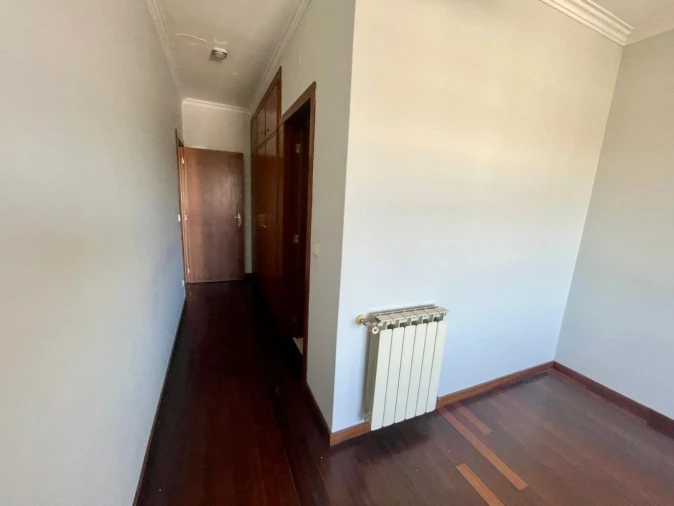 Apartamento T5 para Venda em São Vitor (Braga) Foto 22
